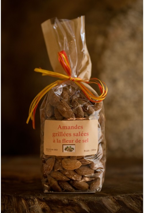 Amandes grillées, salées